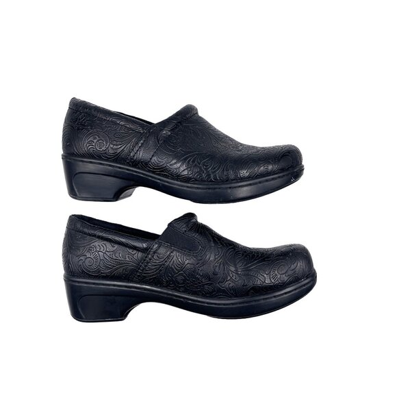 Yuu Women's Slip on Shoes Clogs Bethanee Embossed Tooled Western Style Size 8.5 - Picture 5 of 10